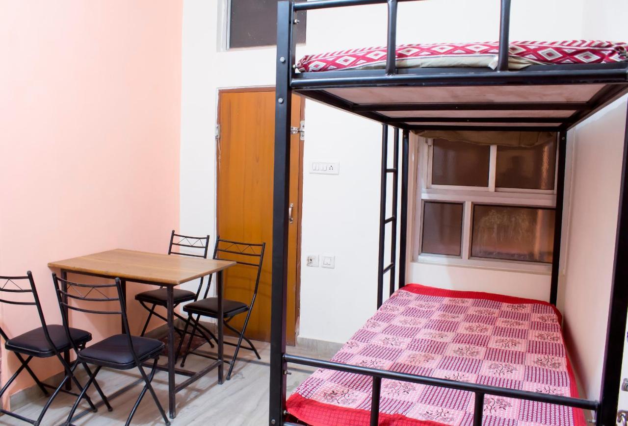 Pink City Hostel Jaipur Buitenkant foto
