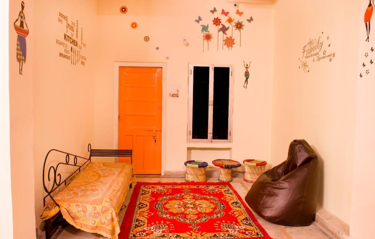 Pink City Hostel Jaipur Buitenkant foto
