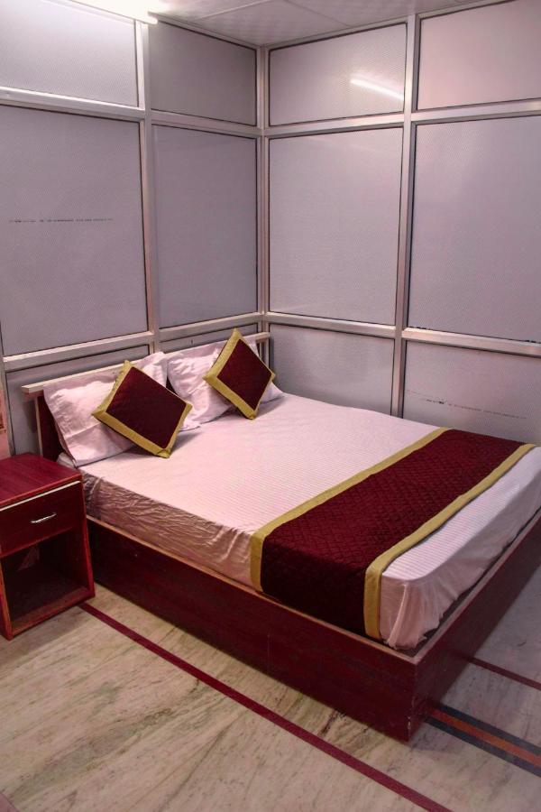 Pink City Hostel Jaipur Buitenkant foto